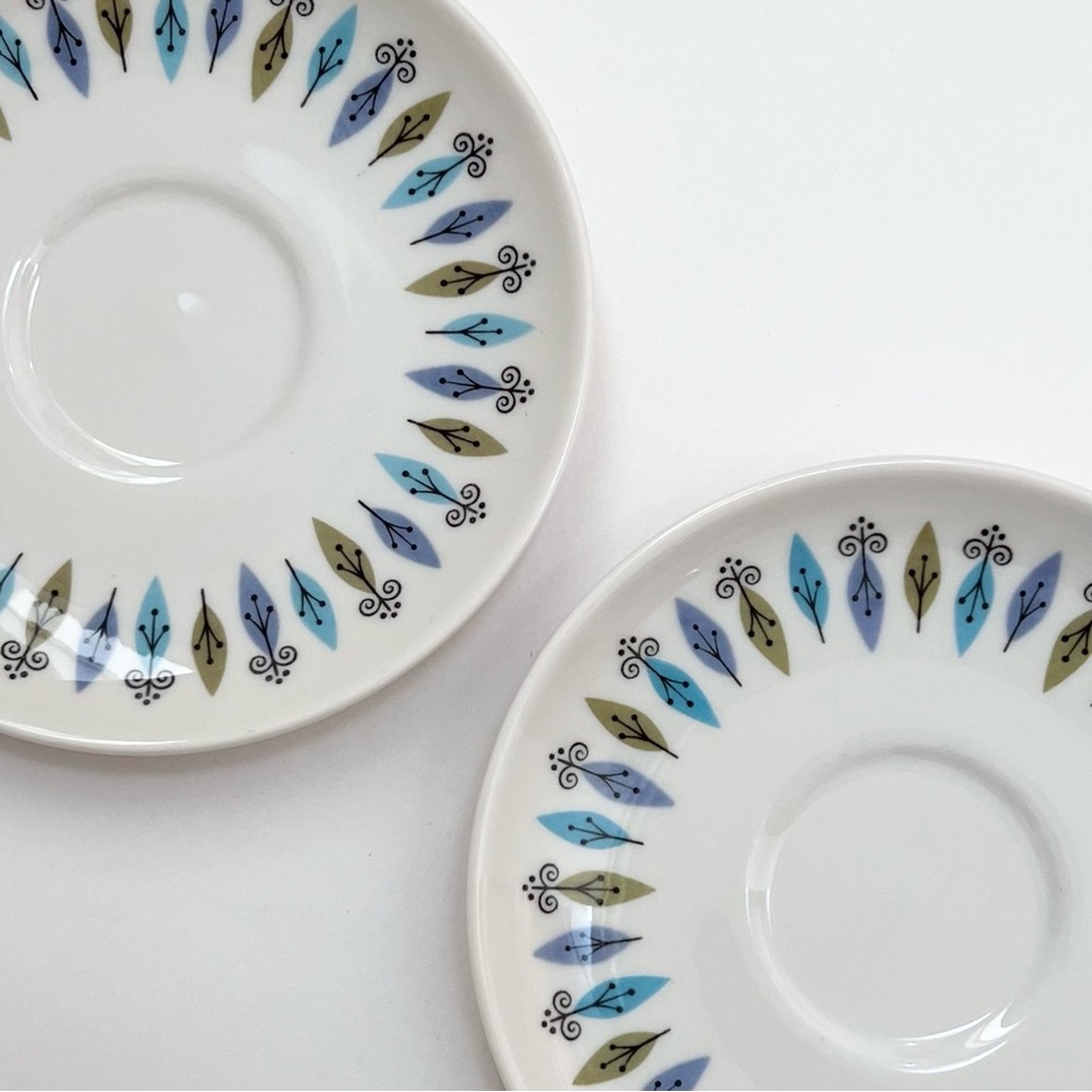 Syracuse Nordic China Saucers x2